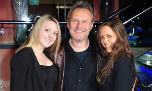 anthony head brings his pretty actress daughters to the screening of joss whedon s much ado