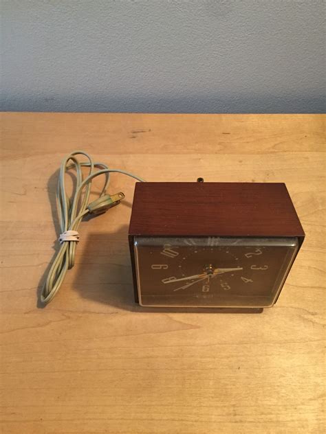 vintage  westclox electric dunbar clock  sweep  hand  alarm wall art home decor