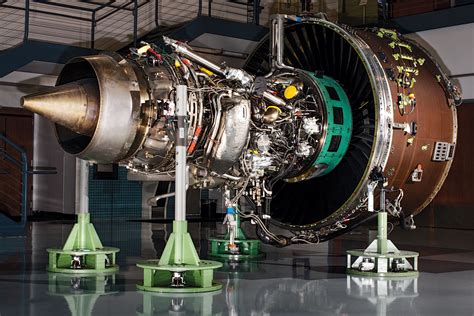 pratts purepower gtf jet engine innovation    years