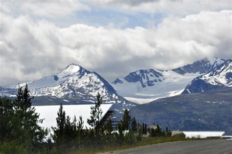 klondike highway carcross desert