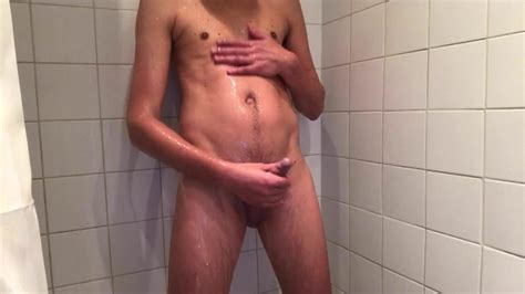 skinny guy piss on himself solo gay porn f9 xhamster
