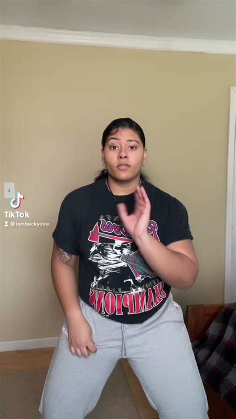 big buff lesbian icon🇬🇾🏳️‍🌈 on twitter this challenge on tiktok with