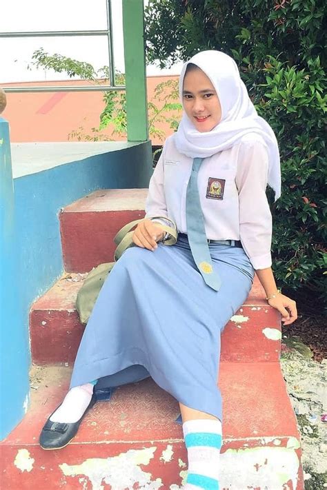 Kumpulan Foto Siswi Sma Pakai Hijab Yang Cantik Dan Manis Dzargon