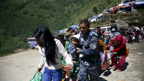 Nepal Death Toll Passes 7 000