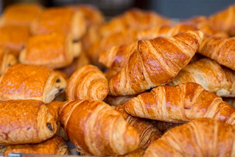croissant baking class  paris paris perfect