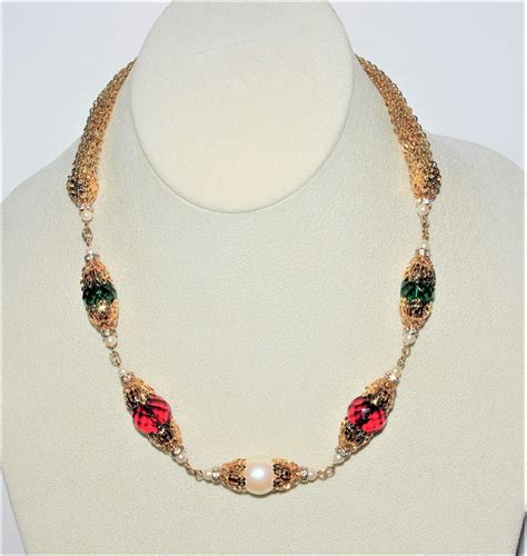 jackie kennedy necklace red green white beaded necklace  certificate