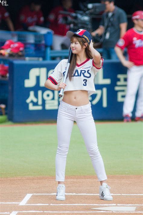 oh my girl yooa is one of the most beautiful girls in k pop but most fans don t know it — koreaboo
