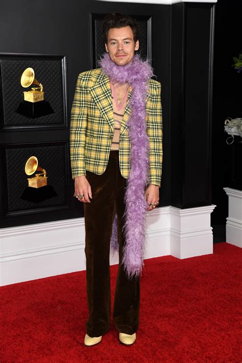 Harry Styles Brought Big Feather Boa Energy To The Grammys British Gq