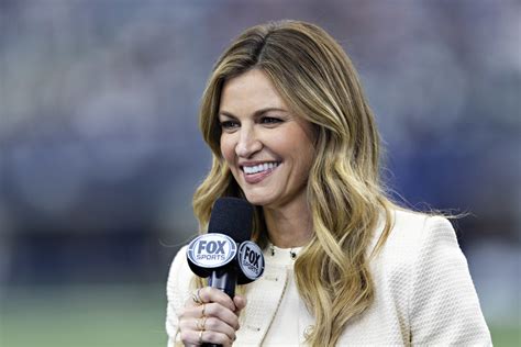 erin andrews gave herself a gross infection before nfl game