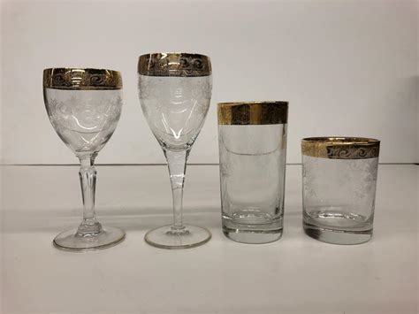 lot a collection of gilt heightened etched glassware
