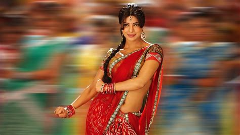 priyanka chopra hot and hd nude sexy saree wallpapers download ~ hotandhd