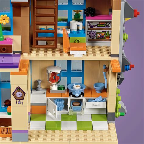 41369 Lego Friends Mia S House 715 Pieces Age 6 New Release For 2019