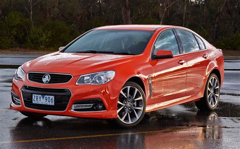 holden vf commodore engines  fuel consumption