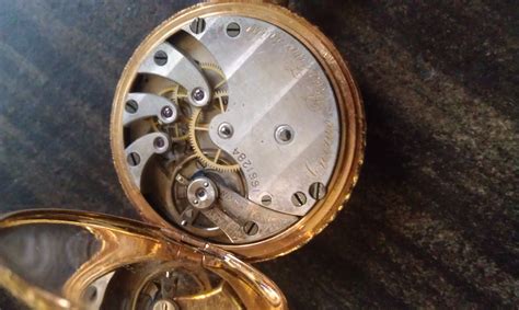 have a curran bros women s pocket watch serial 1661284