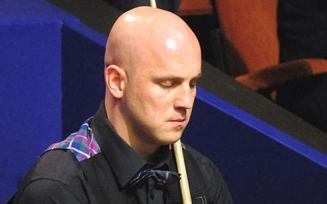 mark king  stephen maguire set   record  slow play   crucible
