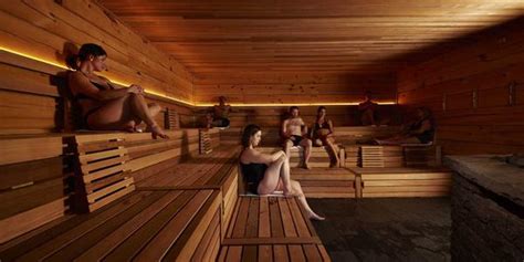 the benefits of using saunas and sauna suits kutting weight sauna suits