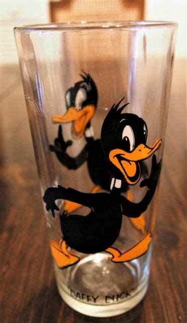 Vintage 1973 Pepsi Collectors Loony Tunes Daffy Duck Drinking Glass Ebay