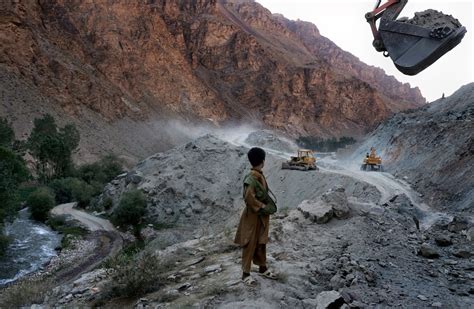afghans wary  efforts pick   tap mineral riches   york times