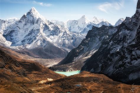 stunning valley   everest region  nepal xoc