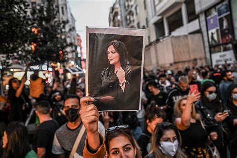 mahsa amini     death spark protests  iran wsj
