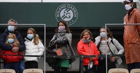 strange mix lucky fans weirded out by empty french open