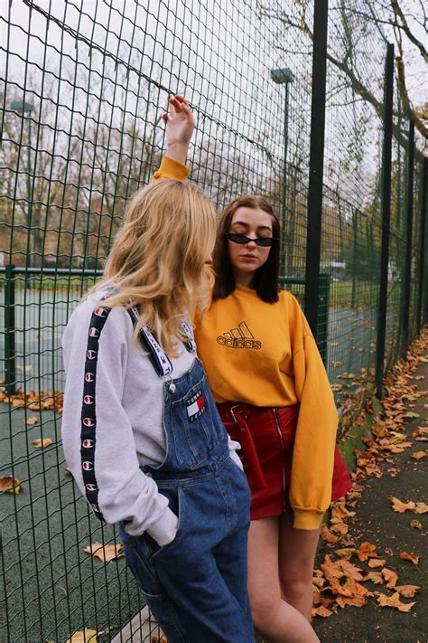 90s streetstyle and tommy jeans adidas dominique