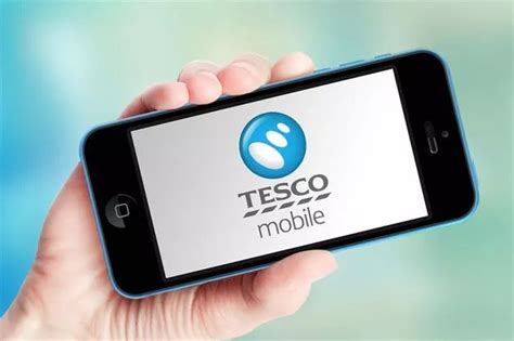 tesco mobile drops price  iphone      apples iphone  launch birmingham