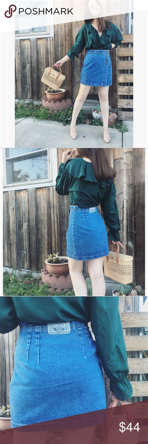 vintage true blue 90s denim jean skirt 28” high waisted denim skirt
