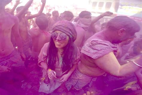 15 honest female safety tips for holi festival in india third eye