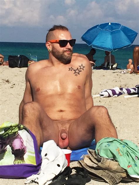 nude beach spycamdude