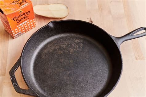 method  cleaning  cast iron skillet kitchn