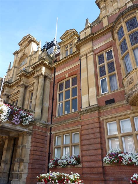 royal leamington spa town hall  town hall situated   flickr