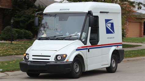 heres      americas  mail truck