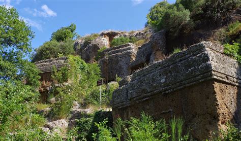 essays  diversions etruscan places