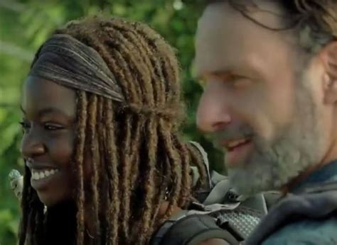 The Walking Dead Season 7 Daryl Armed And Rick Smiles In