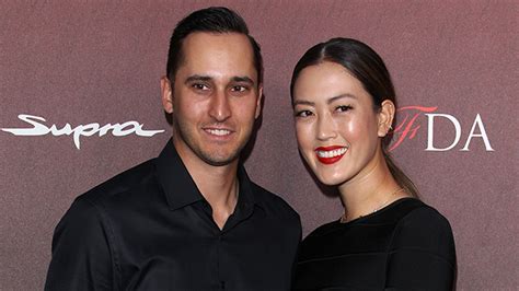 who is michelle wie 5 things about newly married pro golfer hollywoodlife