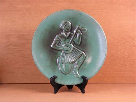 green wall plate  blandannat keramik upsala ekeby