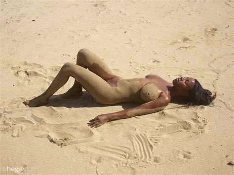 Kiky In Sand Sculptures By Hegre Art Erotic Beauties