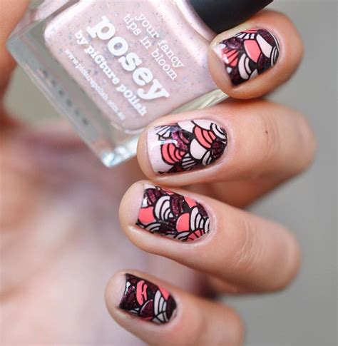 picture polish marion aka atmarionetnails wearing posey moscow