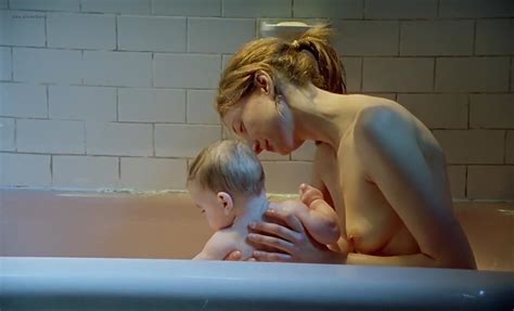 Nude Video Celebs Alba Rohrwacher Nude Hungry Hearts 2014