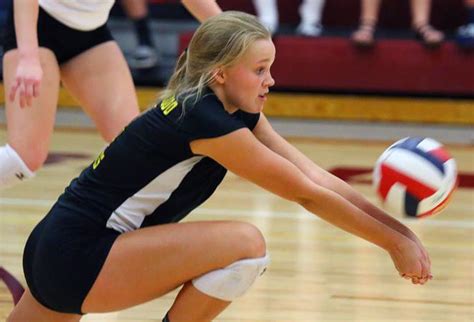 Prep Girls Volleyball Claire Mosher Takes Charge As