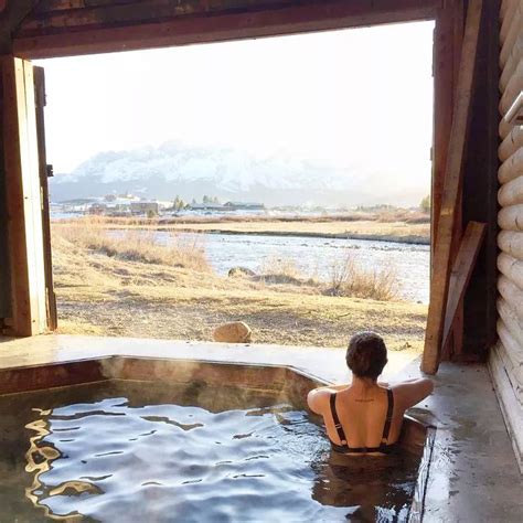 For Real These Insanely Stunning Hot Springs Are Not Photoshopped