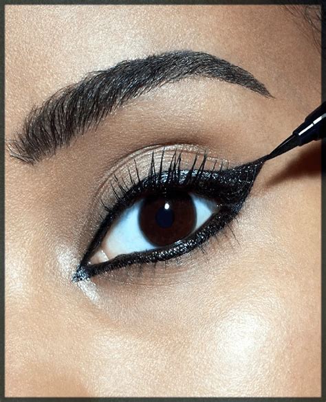 how to apply eyeliner perfectly step by step tutorial for beginners