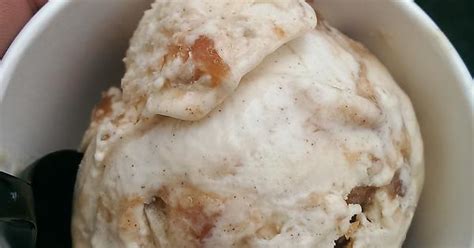 Caramel Pecan Apple Pie Ice Cream Salt And Straw