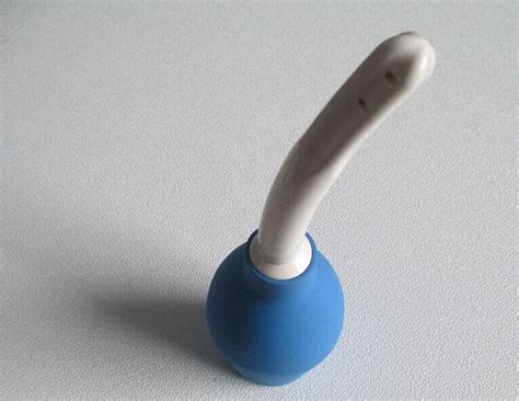 2pcs 10oz Douche Bottle Flexible Stem Vaginal Bulb Syringe In Bathtubs