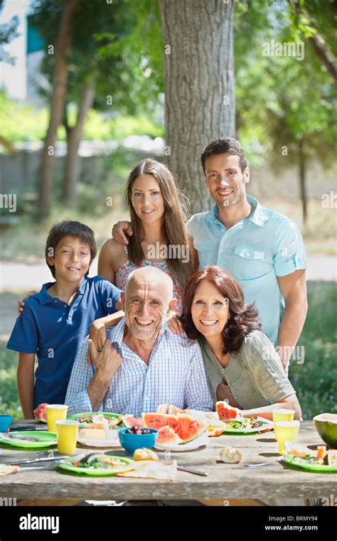 portrait  multi generational family stock photo alamy