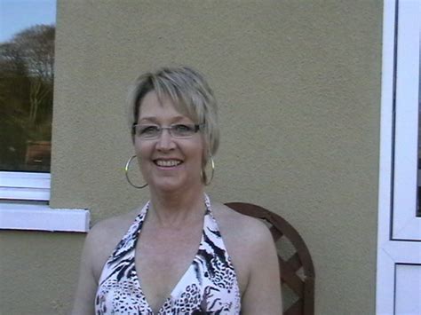 susan230163 51 from edinburgh is a local milf looking