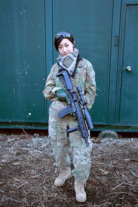 how to become an airsoft medic 101 with images military girl airsoft military women