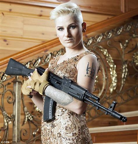 Ukraine S Female Soldiers Pose In Ballgowns With Their Weapons For