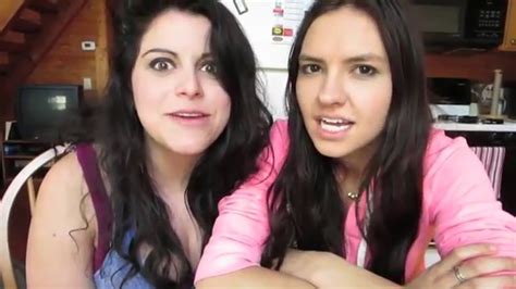 Lesbian Girls Explain How Two Girls Fall In Love Hot And Sexy Youtube